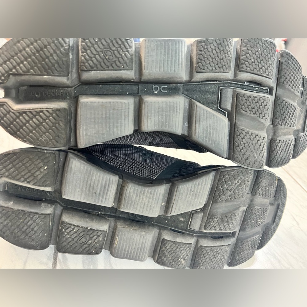 On Running - Picture 6 of 6